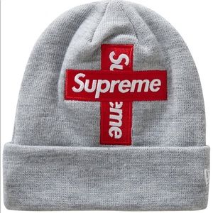 NWT Supreme New Era Cross Box Logo beanie